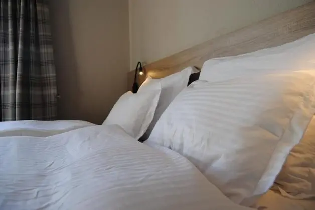 Classic Tek Büyük veya İki Ayrı Yataklı Oda