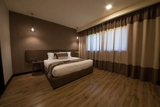 One Bedroom Suite