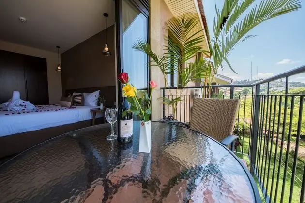 One Bedroom Suite