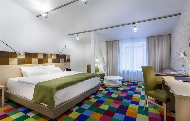 Deluxe Tek Büyük Yataklı Oda