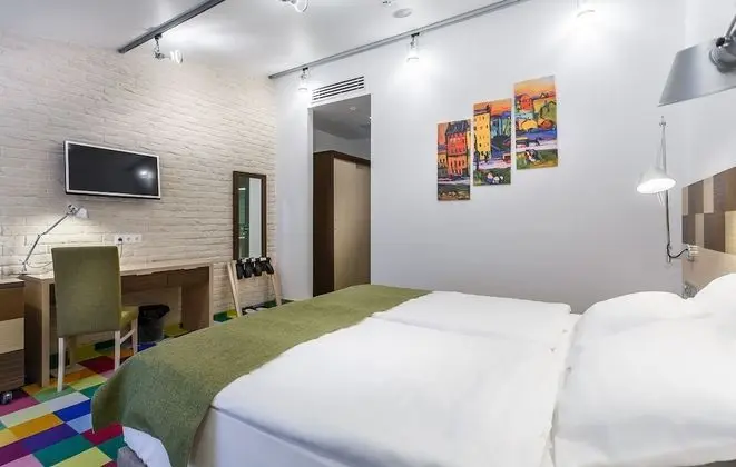 Deluxe Tek Büyük Yataklı Oda
