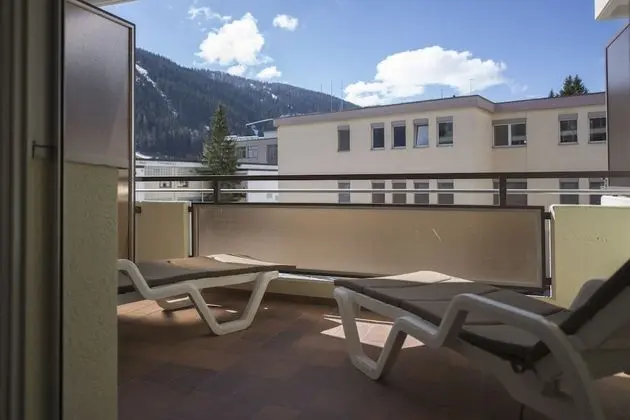 Tek Büyük Yataklı Oda, Balkon