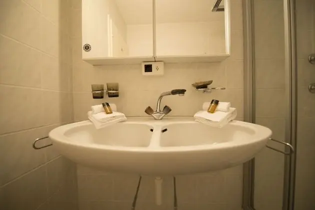 Tek Büyük Yataklı Oda, Balkon