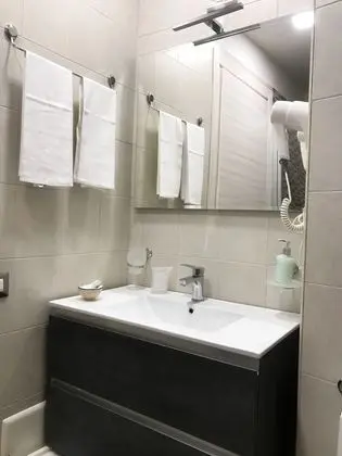 Üç Kişilik Oda, Balkon