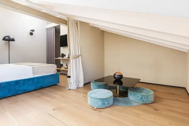 Deluxe Tek Büyük Yataklı Oda (Upper Floor)