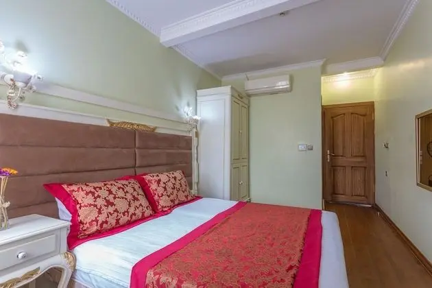 Standard Tek Büyük Yataklı Oda