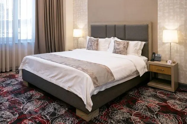 Deluxe Tek Büyük Yataklı Oda