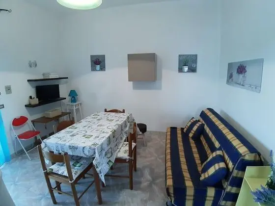 Apart Daire, Veranda