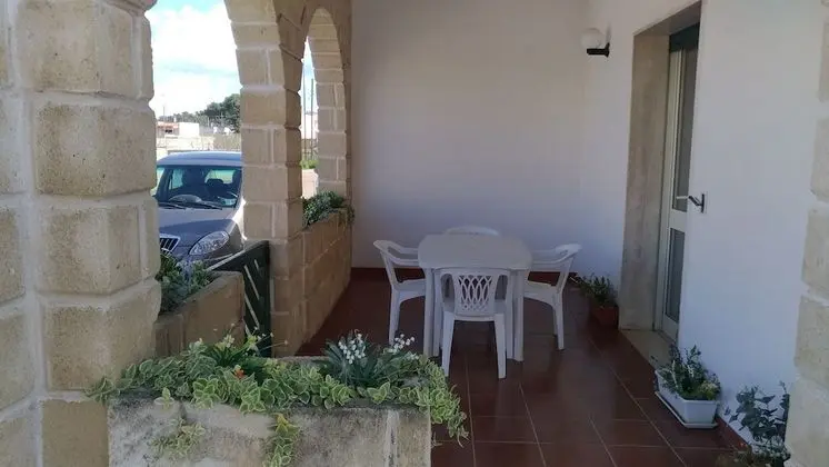 Apart Daire, Veranda