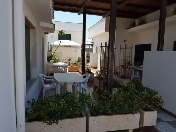 Tek Büyük veya İki Ayrı Yataklı Oda, Veranda