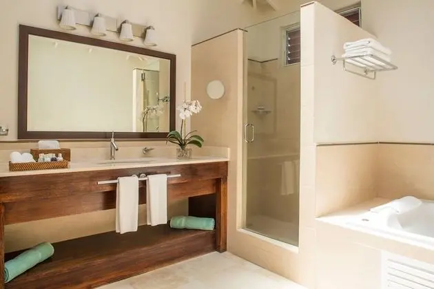 Oleander Superior Suite