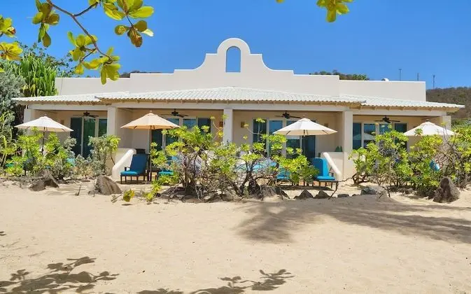 Seagrape Beach Suite