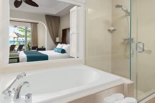 Seagrape Beach Suite