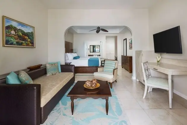 Seagrape Beach Suite