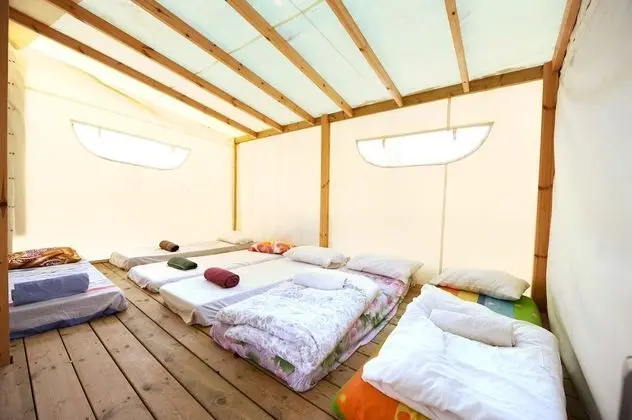 Luxury Private Tent, 5 people, Shared Bathroom