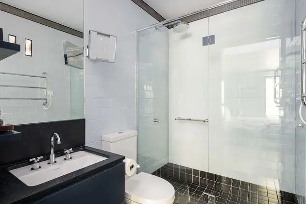 Deluxe Oda, 1 Büyük (Queen) Boy Yatak, Şehir Manzaralı