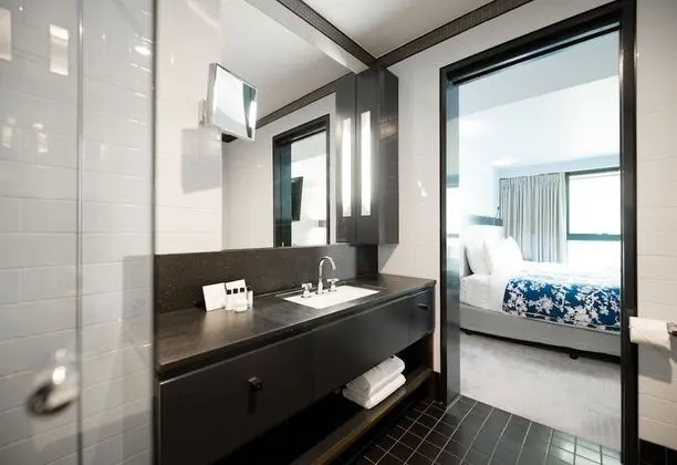 Deluxe Oda, 1 Büyük (Queen) Boy Yatak, Şehir Manzaralı