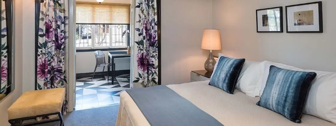 Oda, 1 En Büyük (King) Boy Yatak, Engellilere Uygun, Şehir Manzaralı