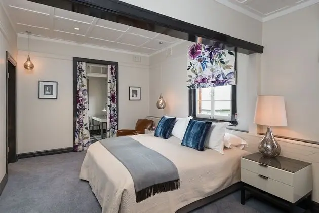 Oda, 1 En Büyük (King) Boy Yatak, Engellilere Uygun, Şehir Manzaralı