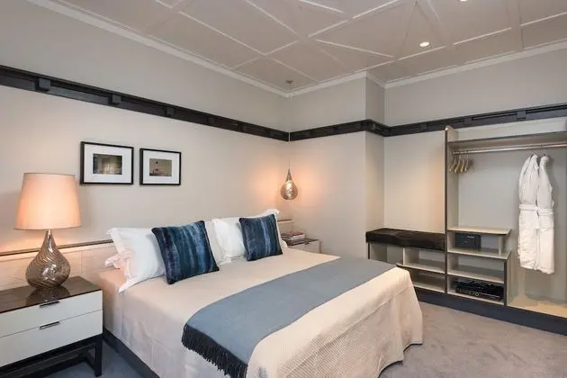 Oda, 1 En Büyük (King) Boy Yatak, Engellilere Uygun, Şehir Manzaralı