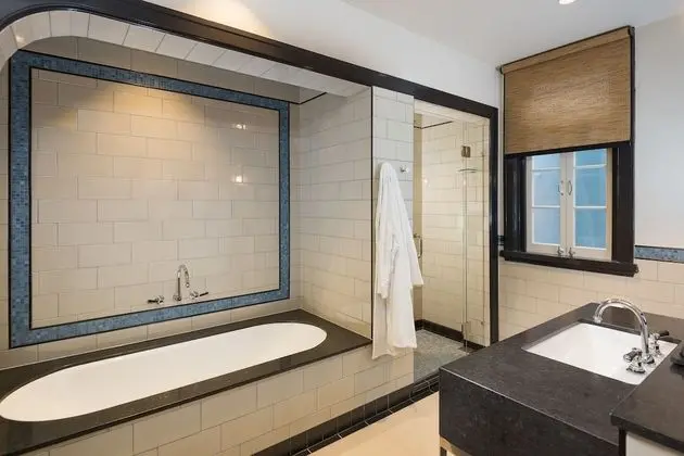 Süit, 1 En Büyük (King) Boy Yatak, Şehir Manzaralı