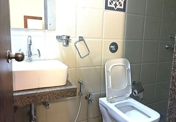 Economy Tek Büyük Yataklı Oda, 1 Yatak Odası, Sigara İçilmez, Zemin Kat