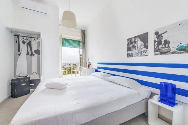 Comfort Tek Büyük Yataklı Oda, 1 Çift Kişilik veya 2 Tek Kişilik Yatak, Balkon, Deniz Manzaralı