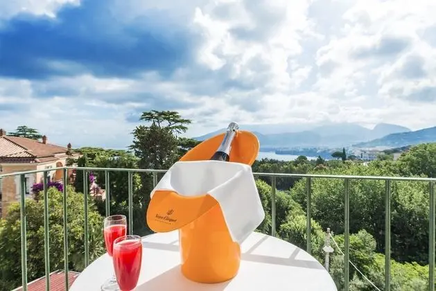 Comfort Tek Büyük Yataklı Oda, 1 Çift Kişilik veya 2 Tek Kişilik Yatak, Balkon, Deniz Manzaralı