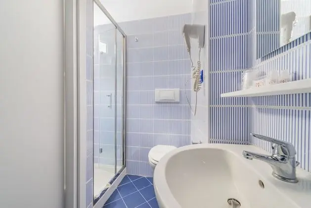 Comfort Tek Büyük Yataklı Oda, 1 Çift Kişilik veya 2 Tek Kişilik Yatak, Balkon, Deniz Manzaralı