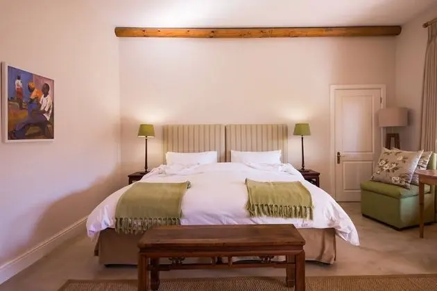 Signature Oda, Nehir Manzaralı (Riverfacing Room)