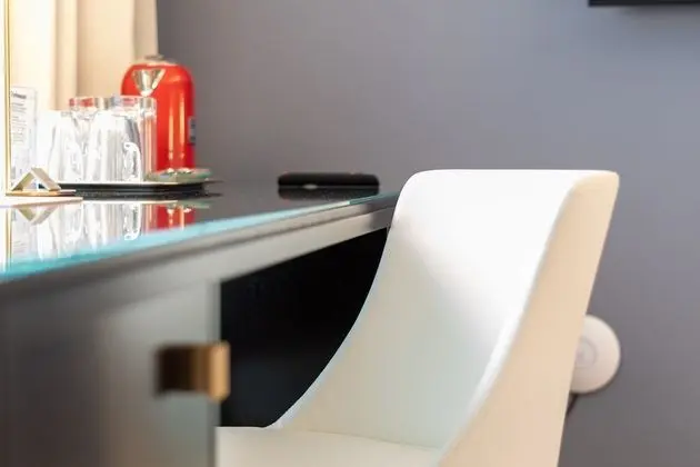 Süit, Balkon, Bahçe Manzaralı