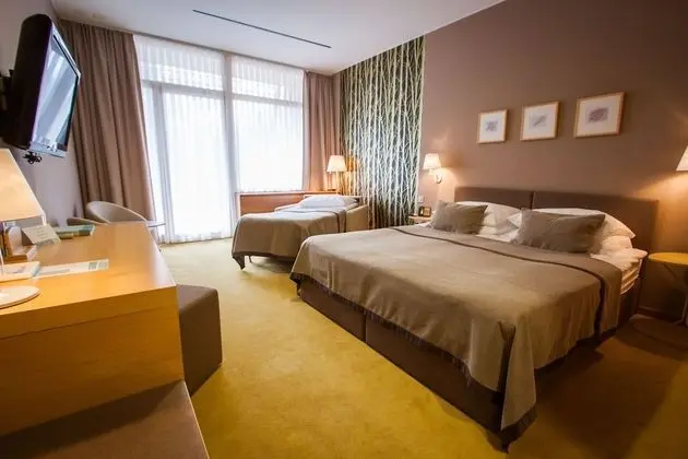 Triple Room, Forest View