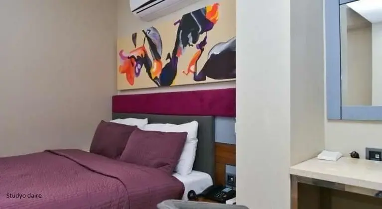 Standart Oda, Şehir Manzaralı