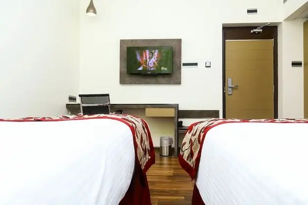 Standard Tek Büyük veya İki Ayrı Yataklı Oda, 1 Çift Kişilik Yatak