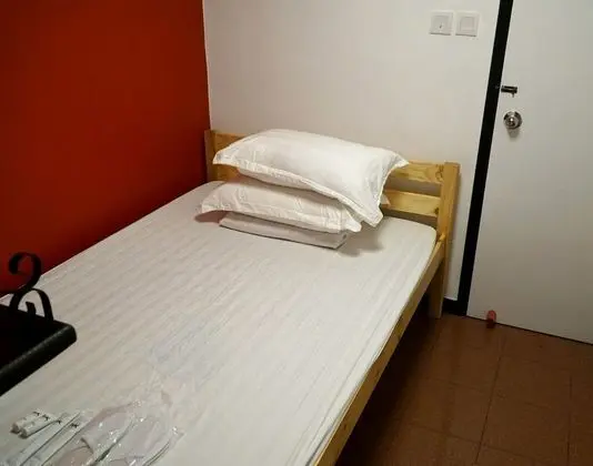 Standard Tek Büyük Yataklı Oda