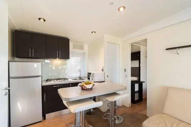 Lodge Deluxe - MD (Deluxe Mobile Home)