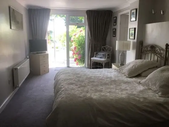 Luxury Tek Büyük Yataklı Oda, Banyolu/Duşlu (Garden room kitchenette)