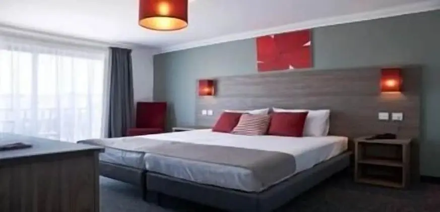 Deluxe Tek Büyük veya İki Ayrı Yataklı Oda