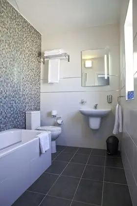Deluxe Tek Büyük veya İki Ayrı Yataklı Oda