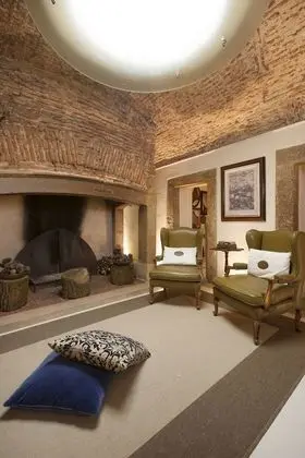 Apart Daire, 2 Yatak Odası, Şömine