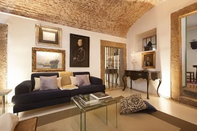 Apart Daire, 2 Yatak Odası, Şömine