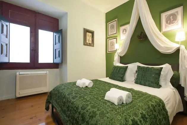 Apart Daire, 2 Yatak Odası, Şömine