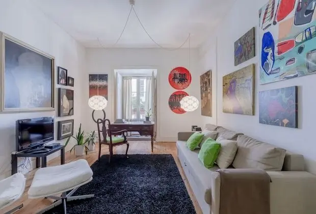 Apart Daire, 2 Yatak Odası, Balkon, Bahçe Manzaralı