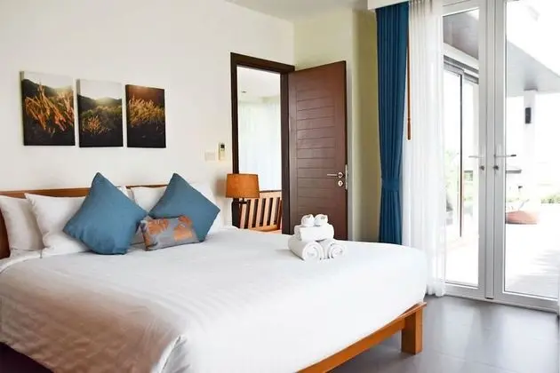3 Bedrooms Villa