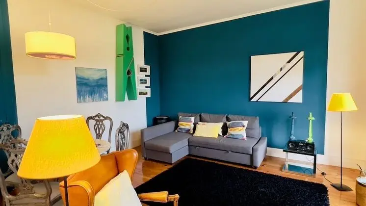 Apart Daire, 2 Yatak Odası, Balkon, Bahçe Manzaralı