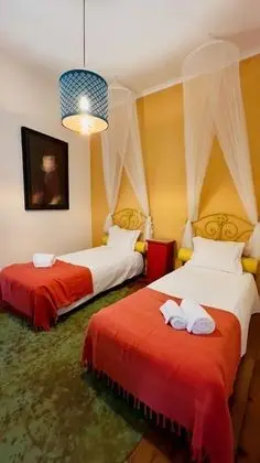 Apart Daire, 2 Yatak Odası, Balkon, Bahçe Manzaralı