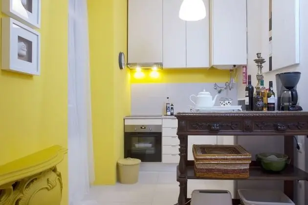 Apart Daire, 2 Yatak Odası, Balkon, Bahçe Manzaralı