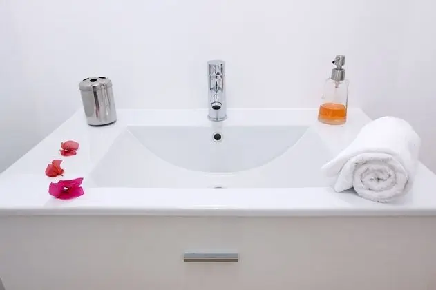 Apart Daire, 2 Yatak Odası, Balkon, Bahçe Manzaralı