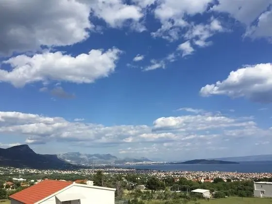 Apart Daire (Špiro - parking and barbecue - A2 po)