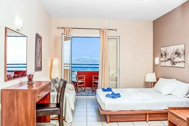 Villa, 3 Yatak Odası, Kişiye Özel Havuzlu, Deniz Manzaralı